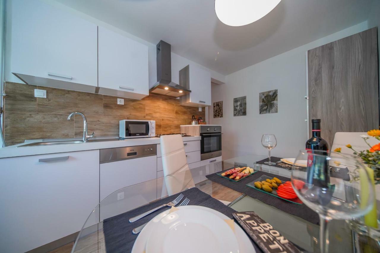 Apartment Happy Day Varaždin エクステリア 写真