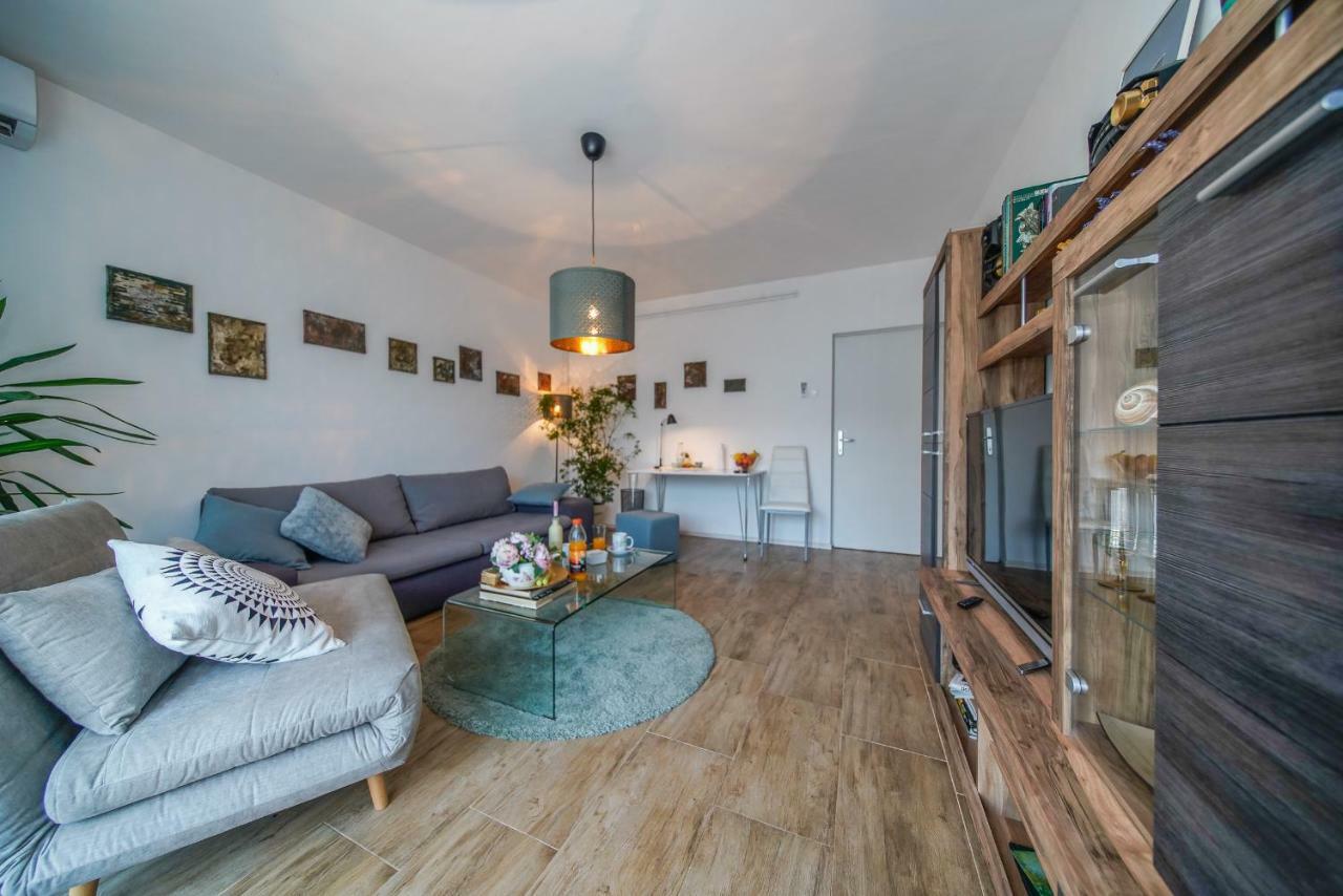 Apartment Happy Day Varaždin エクステリア 写真