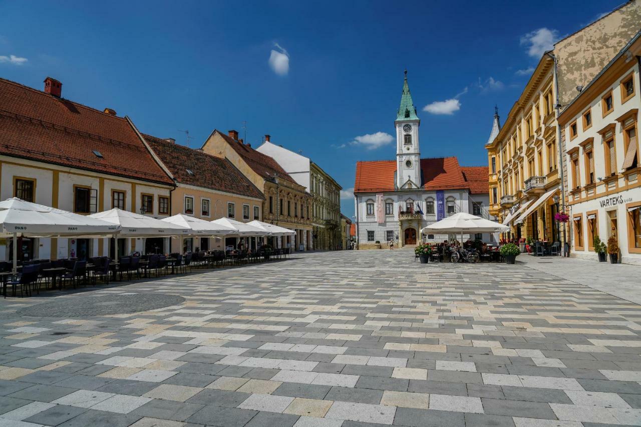 Apartment Happy Day Varaždin エクステリア 写真