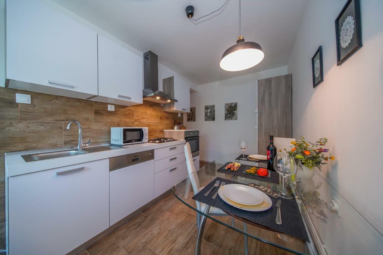 Apartment Happy Day Varaždin エクステリア 写真