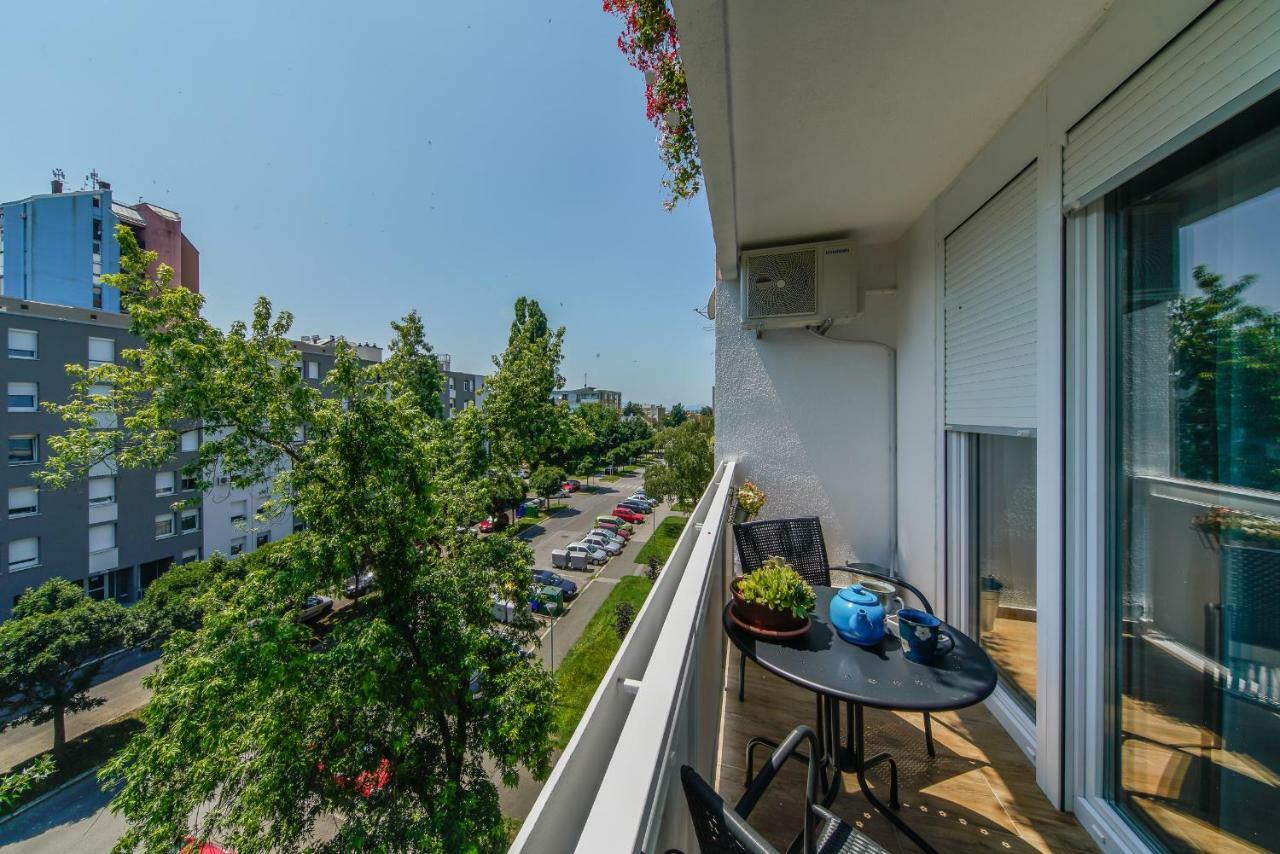 Apartment Happy Day Varaždin エクステリア 写真