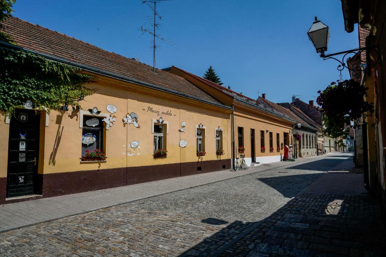 Apartment Happy Day Varaždin エクステリア 写真
